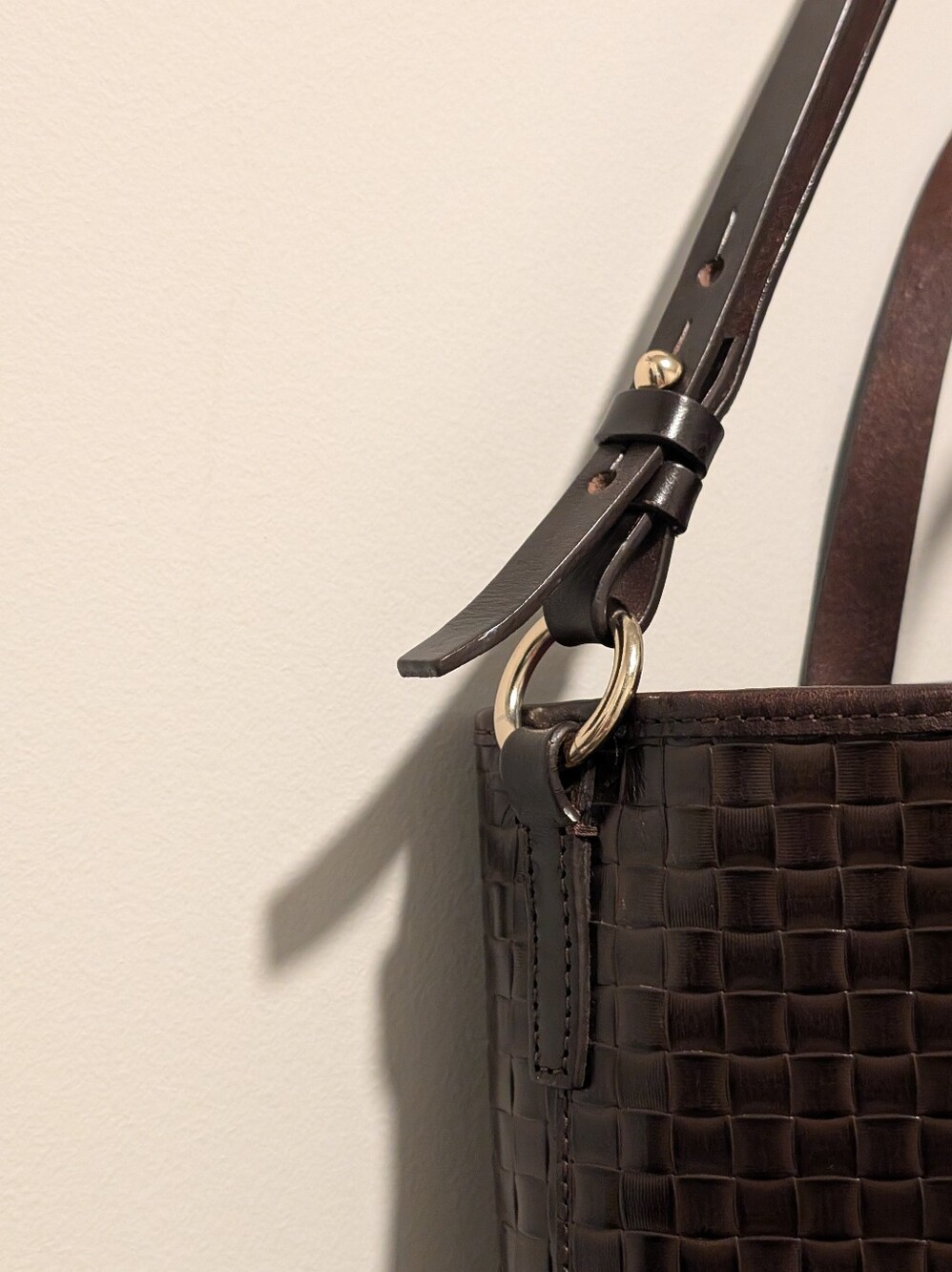 Dooney & Bourke Brown Gold Woven Liliana Beach Boho Coastal Leather Tote Bag - Picture 4 of 15